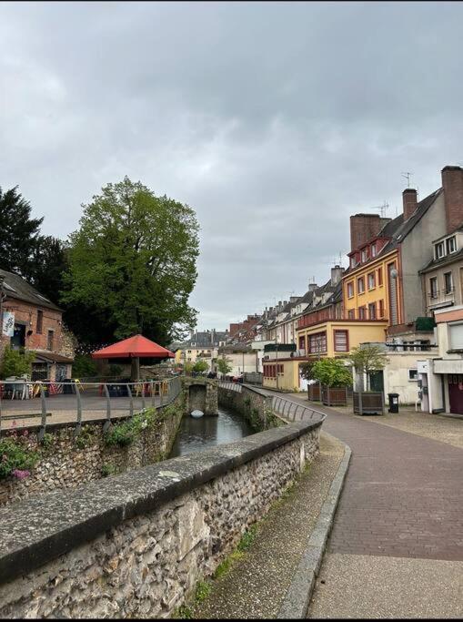 Apt Evreux 900M De La Gare Dış mekan fotoğraf
